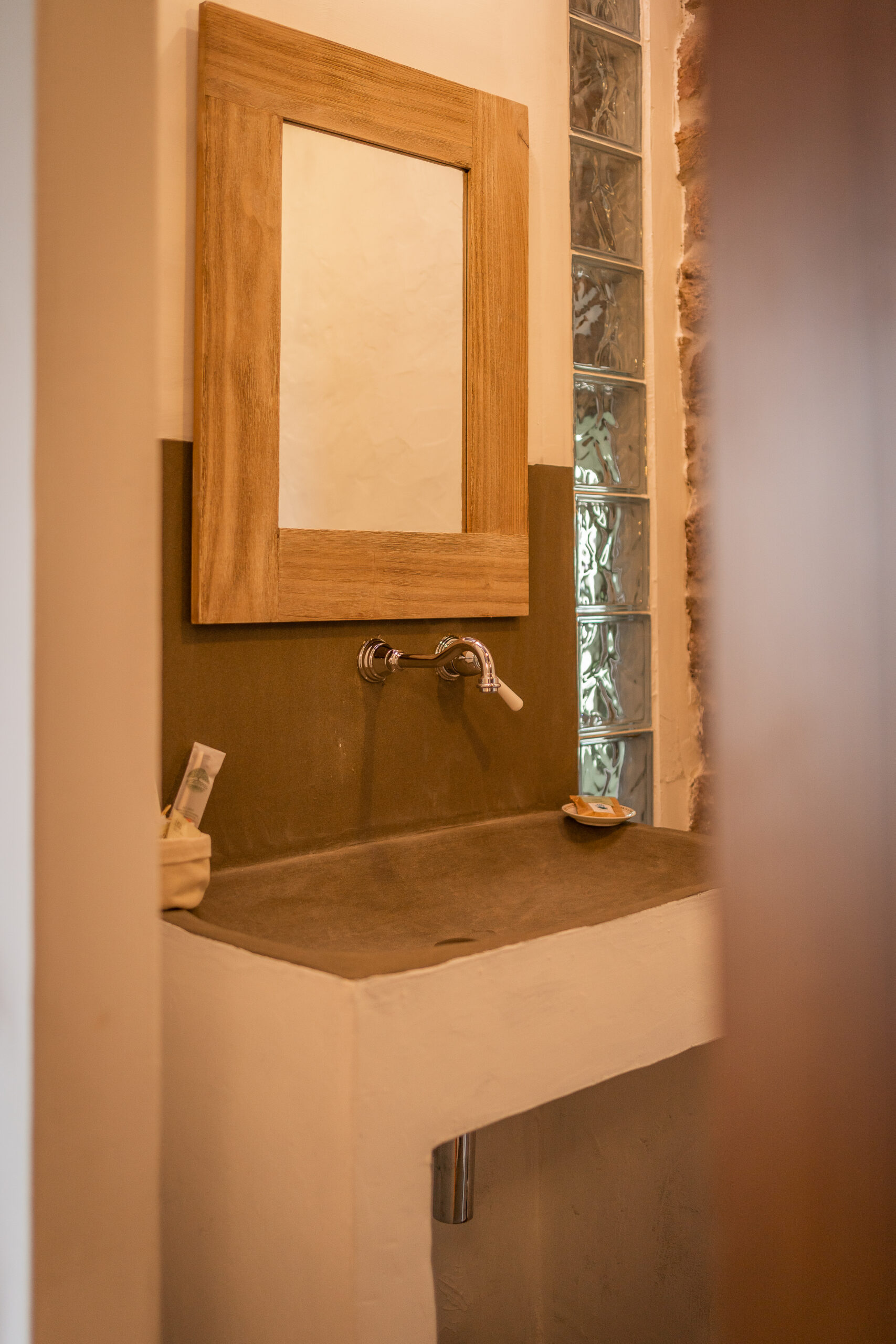 DFA - Bagni artistici (Borgo Lu Puleu)