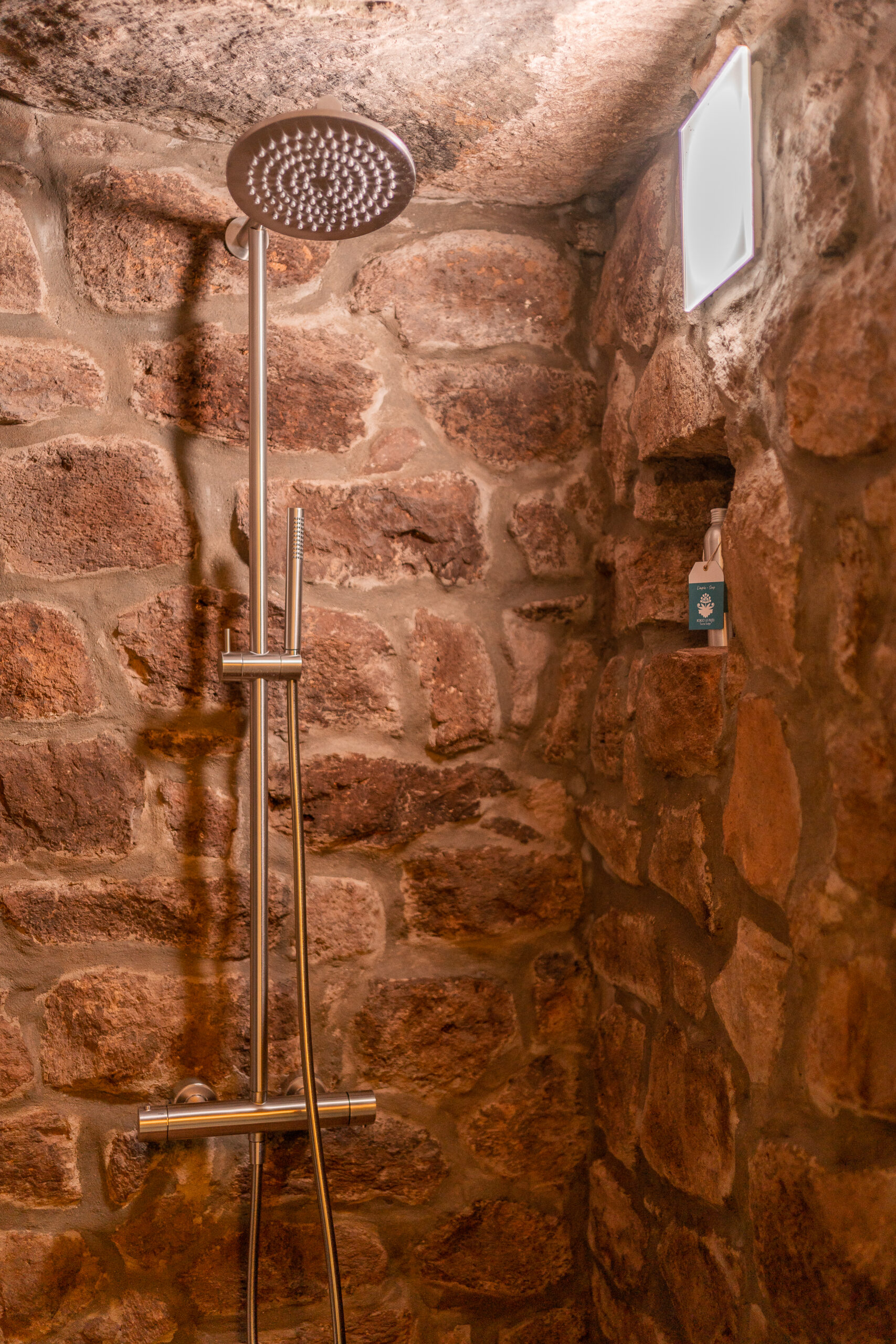 DFA - Bagni artistici (Borgo Lu Puleu)